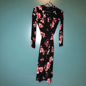 Forever 21 floral wrap robe dress